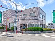 群馬銀行韮川支店 641m