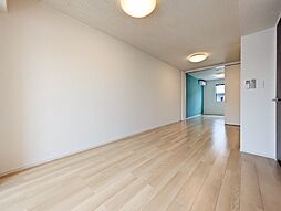 プレッソ 1階1LDKのリビング/ダイニング