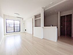 スクエアガーデン 2階2LDKのリビング/ダイニング