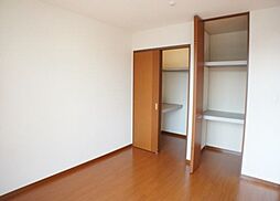 グラン・ソレーユ A 2階1LDKのリビング/ダイニング