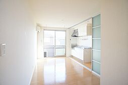 メゾン・ヴェール Ｂ 2階1LDKのリビング/ダイニング