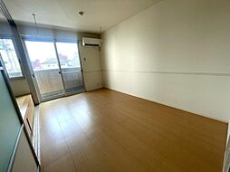 カリンビュー太田 2階1LDKのリビング/ダイニング