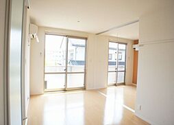 ヴィラブリッツ B 2階1LDKのリビング/ダイニング