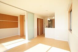 サンラフォーレ H 2階2LDKのリビング/ダイニング