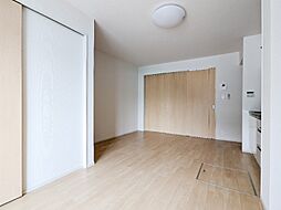 シュティル シエーネ A 1階1LDKのリビング/ダイニング