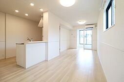 ウィステリア B 1階1LDKのリビング/ダイニング