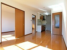 シャーメゾン A 1階2LDKのリビング/ダイニング