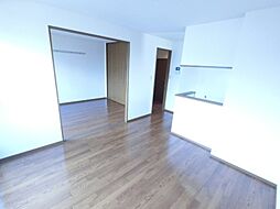 ロイヤルパレス II 2階2LDKのリビング/ダイニング