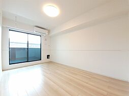 ラトナ A 2階2LDKのリビング/ダイニング