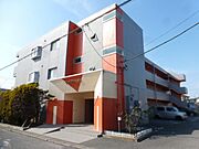 太田駅より徒歩24分 築28年 3階建の賃貸物件