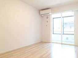 レシェンテ・カーサ 1階1LDKのリビング/ダイニング