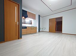 東京メトロ半蔵門線 住吉駅 徒歩15分の賃貸マンション 1階1LDKのリビング/ダイニング