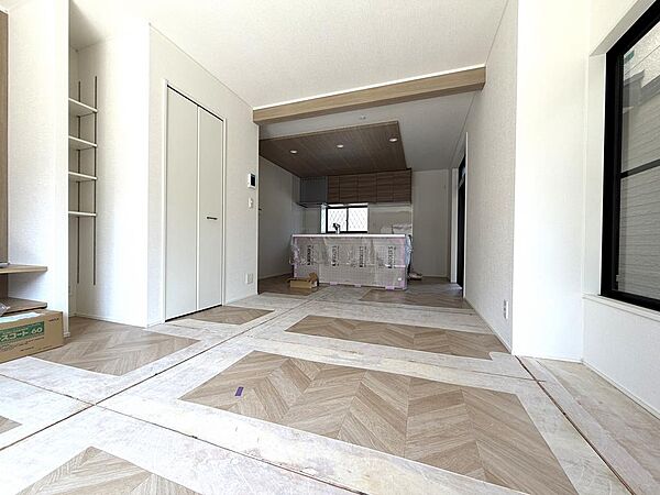 現在リフォーム中です！完成すれば素敵なリビングになります！