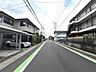 その他：前面道路は約８ｍの広さ！車庫入れラクラクです！