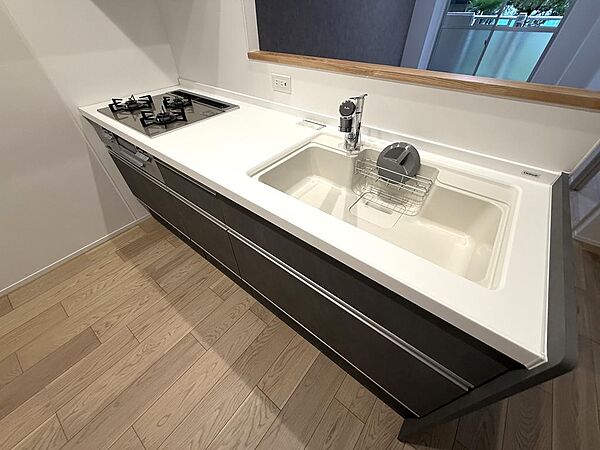 新規交換のシステムキッチン