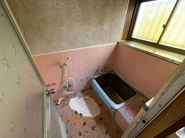 detached 茨城県常総市中妻町840番6
地図を見る