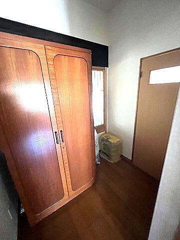 室内 江津市渡津町1202