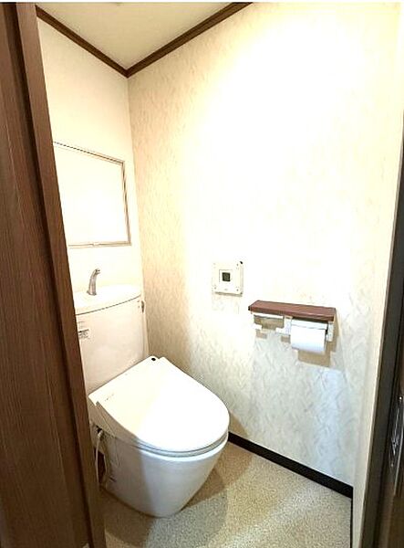 トイレを拡大表示