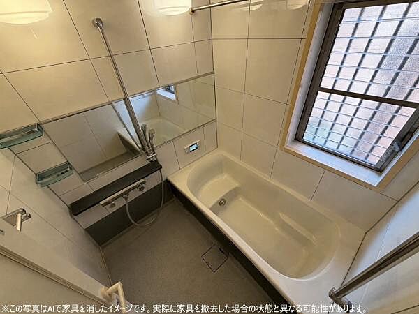 浴室を拡大表示