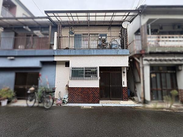 外観：327002975749