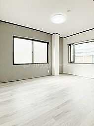 グリーンパレスＭＫ 2階1LDKのリビング/ダイニング