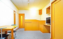 バス 武道館口下車 徒歩2分の賃貸アパート 2階1Kのリビング/ダイニング