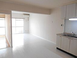 JR津山線 法界院駅 徒歩13分の賃貸マンション 2階2LDKのリビング/ダイニング