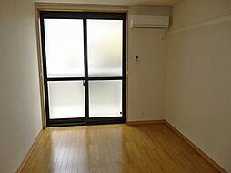 レオパレスシャルマン　タナカII 1階1Kのリビング/ダイニング