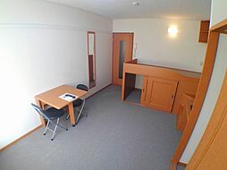 レオパレス華れん 2階1Kのリビング/ダイニング