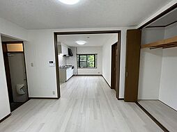 メゾン桜4号棟 2階1LDKのリビング/ダイニング