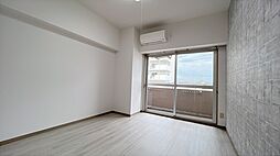 パルロイヤル東古松 5階1DKのリビング/ダイニング