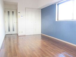 朝日プラザリバーサイド県庁前 8階ワンルームのリビング/ダイニング