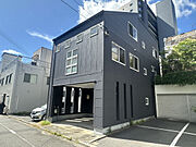 西大寺町・岡山芸術創造劇場ハレノワ前駅より徒歩4分 築20年4ヶ月 3階建の賃貸物件
