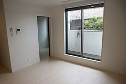 GRANDTIC 奥田 103 1階1LDKのリビング/ダイニング