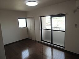 ピラミドII 2階1Kのリビング/ダイニング