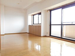 サーパスシティ大供 7階3LDKのリビング/ダイニング