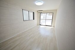 ウエストヒルズ野田　C棟 3階1Kのリビング/ダイニング