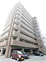 岡山県岡山市北区東古松1丁目（賃貸マンション1LDK・8階・53.12㎡） その1