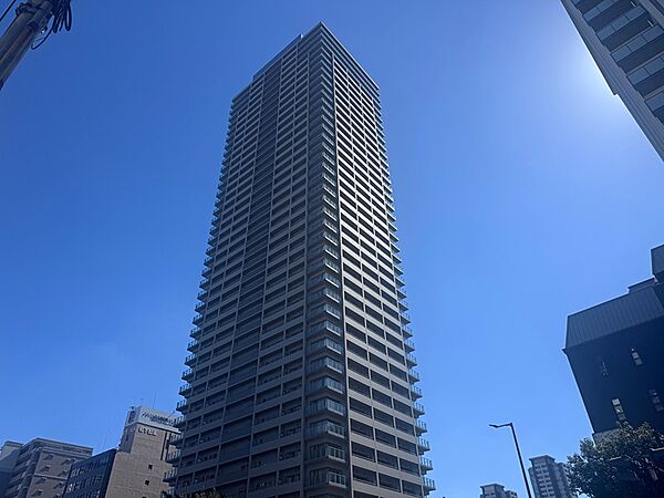 外観：327002996407