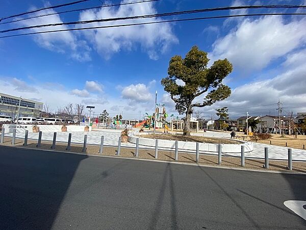 すぐ近くには、よつば未来公園があります