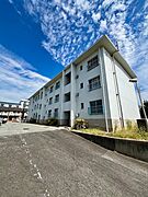 垂水駅よりバス10分 徒歩4分 3階 築51年の賃貸物件