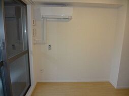 アーバン21 201 2階1DKのリビング/ダイニング