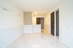 クオレールＳ 2階ワンルームのリビング/ダイニング