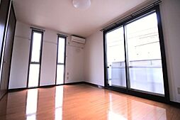 フォレスト・ユー 1階1Kのリビング/ダイニング