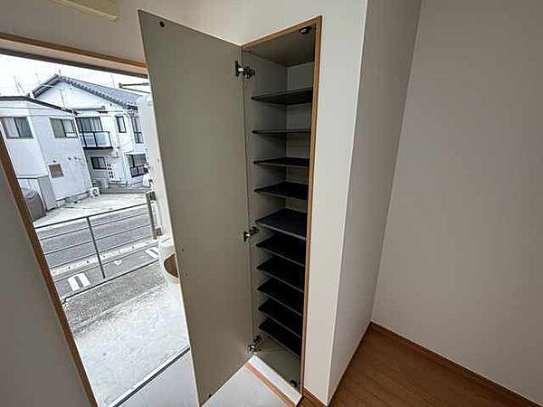 apartment 宮城県多賀城市下馬4丁目8番地1号
下馬の賃貸情報を見る
物件地図