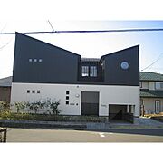 泉中央駅よりバス10分 徒歩1分 築20年7ヶ月の賃貸物件