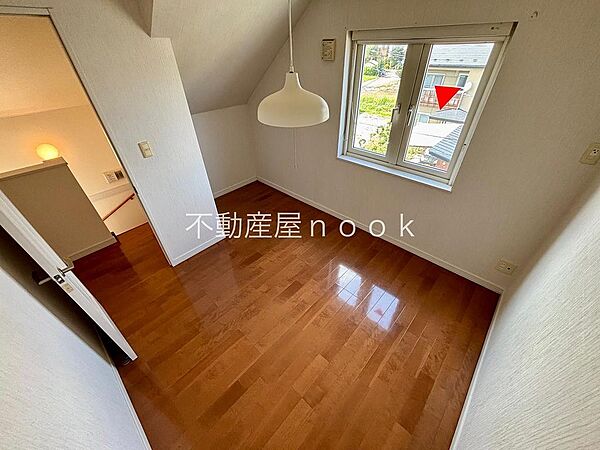 【３Ｆ洋室４．５帖】オープンクローゼット付き