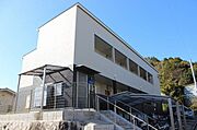 広域公園前駅より徒歩7分 1階 築8年11ヶ月の賃貸物件