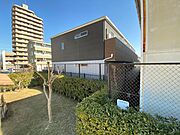 楽々園駅より徒歩6分 1階 築4年6ヶ月の賃貸物件