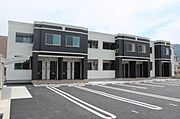 ヒュッゲ 2階 築11年5ヶ月の賃貸物件